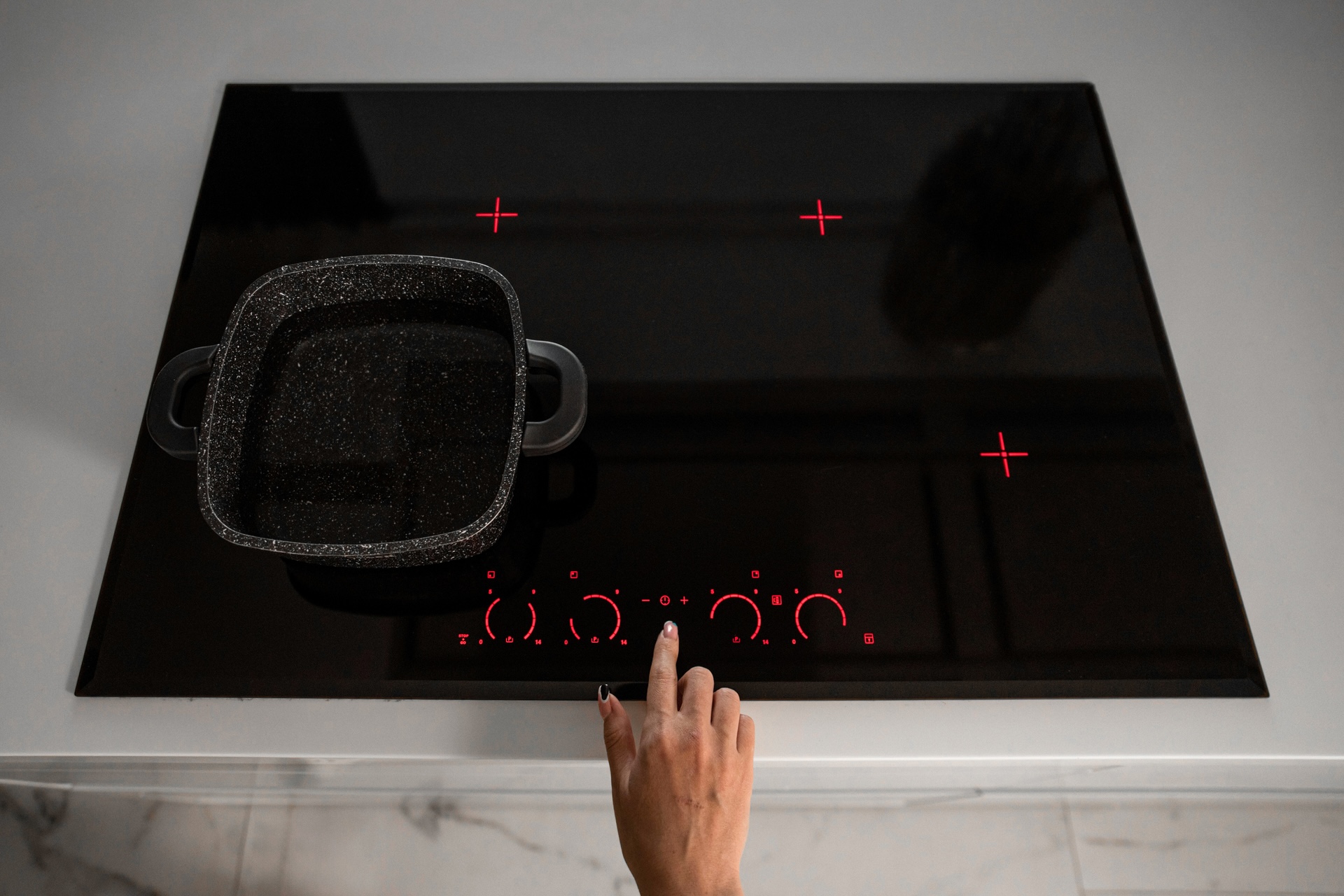 Home cook shares helpful review after testing out trendy induction stove technology: 'I was honestly hesitant'