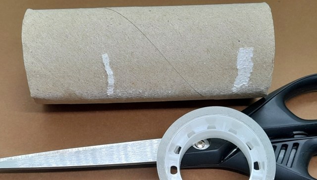 The owner of cats Mochi and Cheddar (@mochiandcheddar1) found a clever way to keep her pets engaged and happy, and shared it with her TikTok followers.