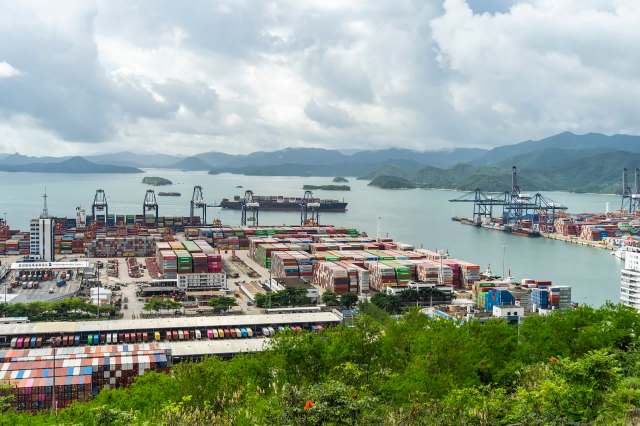 An invading threat is growing in China's waterways: invasive mollusks.