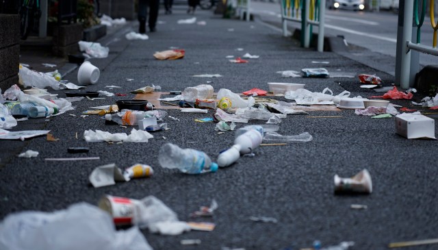 One Redditor was seeing a growing problem with vape waste on the job and checked in with the community to get feedback.