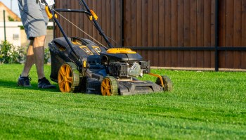 Former BBC reporter Nigel Witham showed on X why skipping the mowing routine during high temperatures might be a good idea.