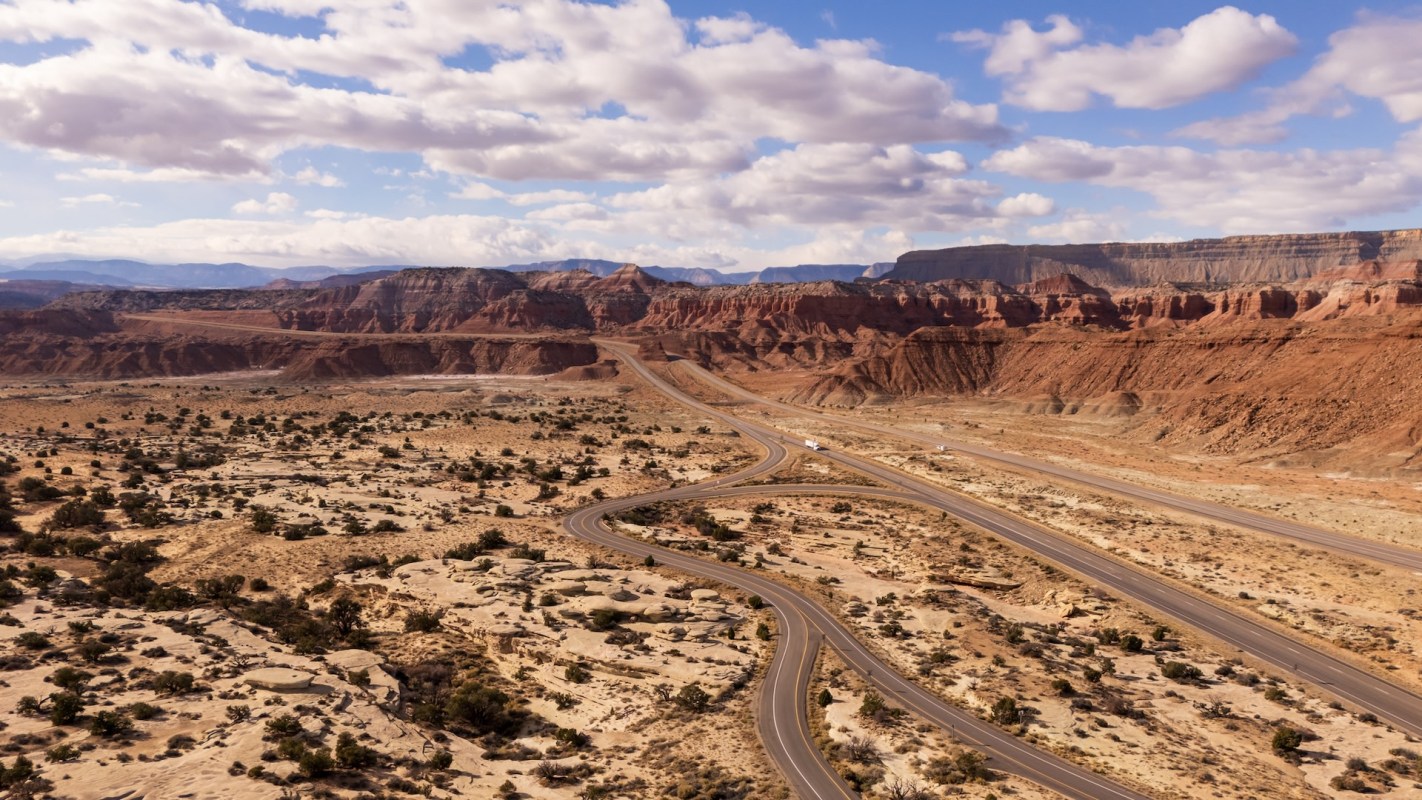 When the land dries out, mule deer don't just tough it out — they move.