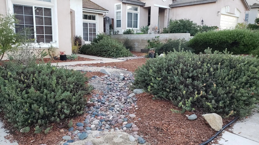 A California-based homeowner recently spotlighted their gorgeous eight-year-old dry creek bed on Reddit.