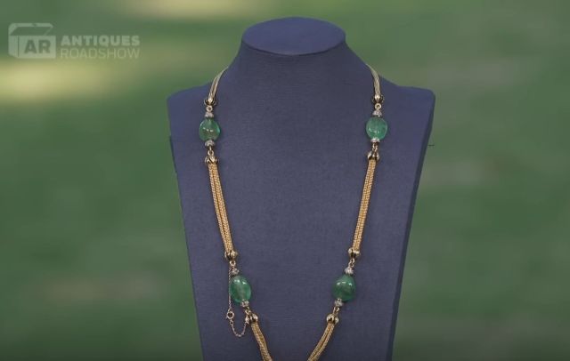 One Redditor shared their amazing experience of buying a necklace for just over $6 and then having it appraised on Antiques Roadshow.
