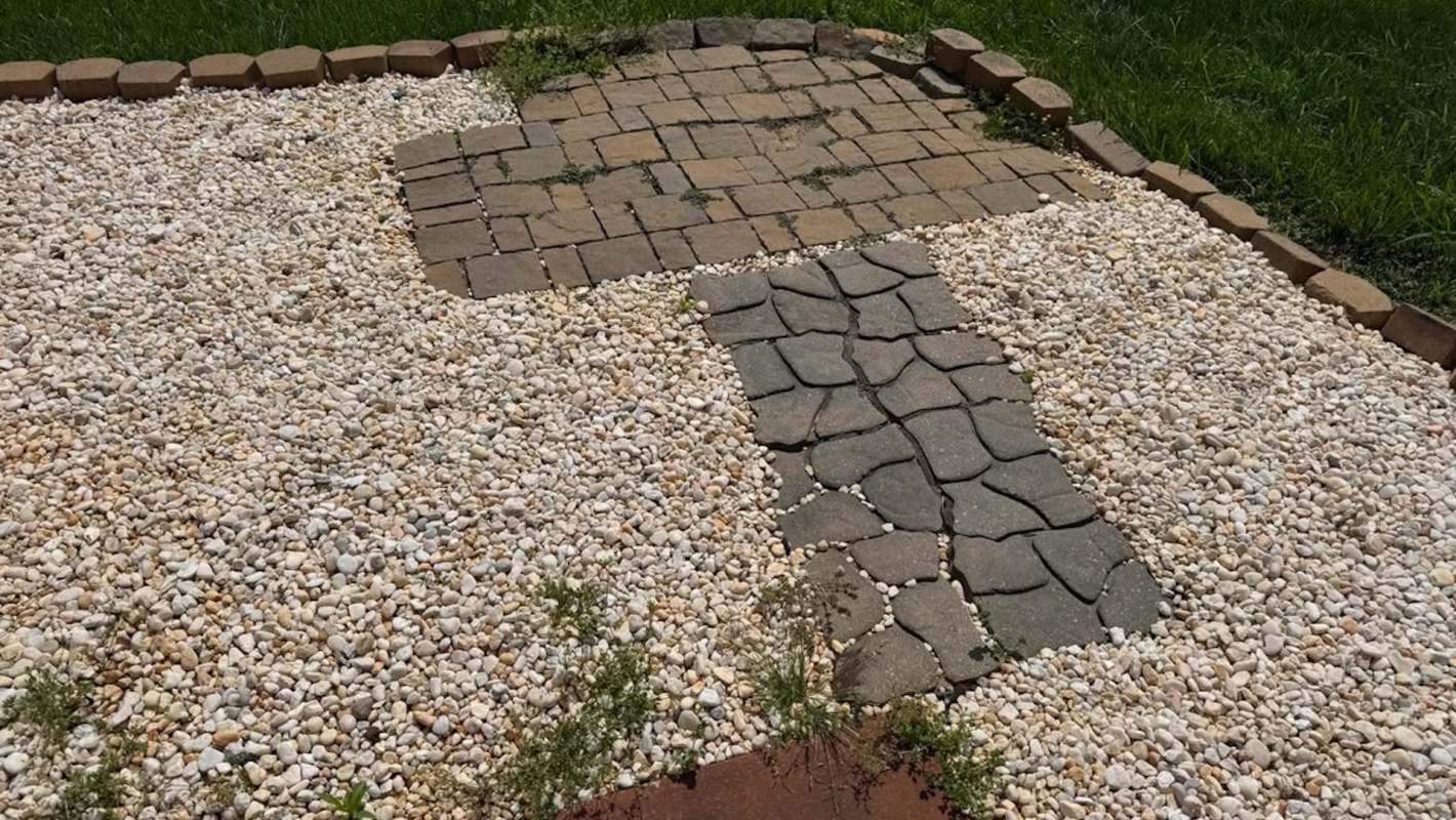 A homeowner went to Reddit for help with their persistent weed problem.