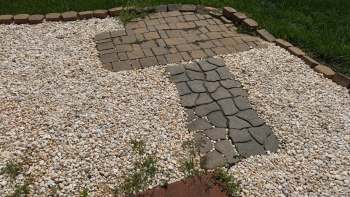 A homeowner went to Reddit for help with their persistent weed problem.