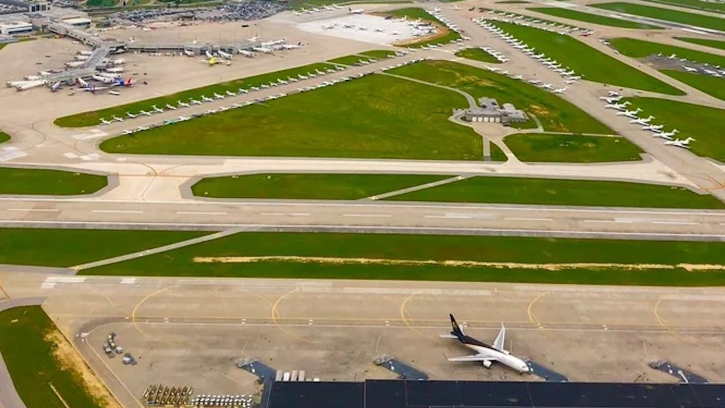 One Redditor shared a photo illustrating the outrageous number of private jets that descended on Louisville for the Kentucky Derby.