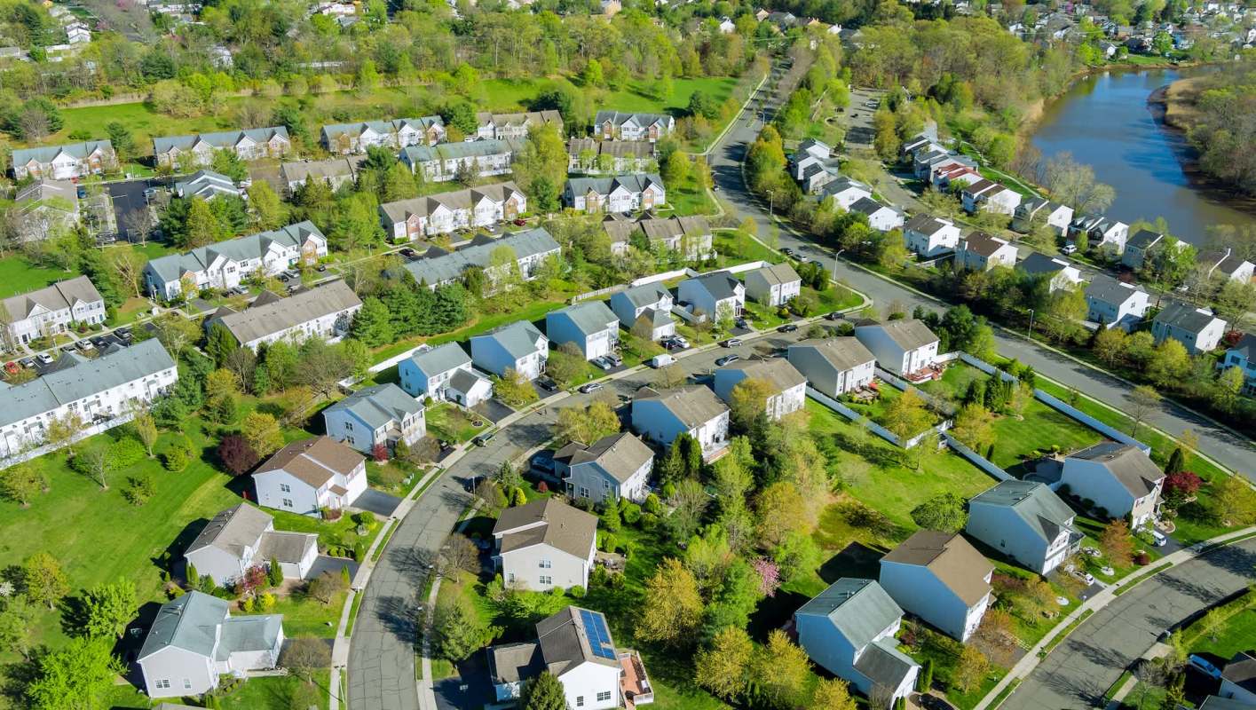 Redditors shared advice for a homeowner dealing with a frustrating HOA that won't fix a cracked sewer pipe.