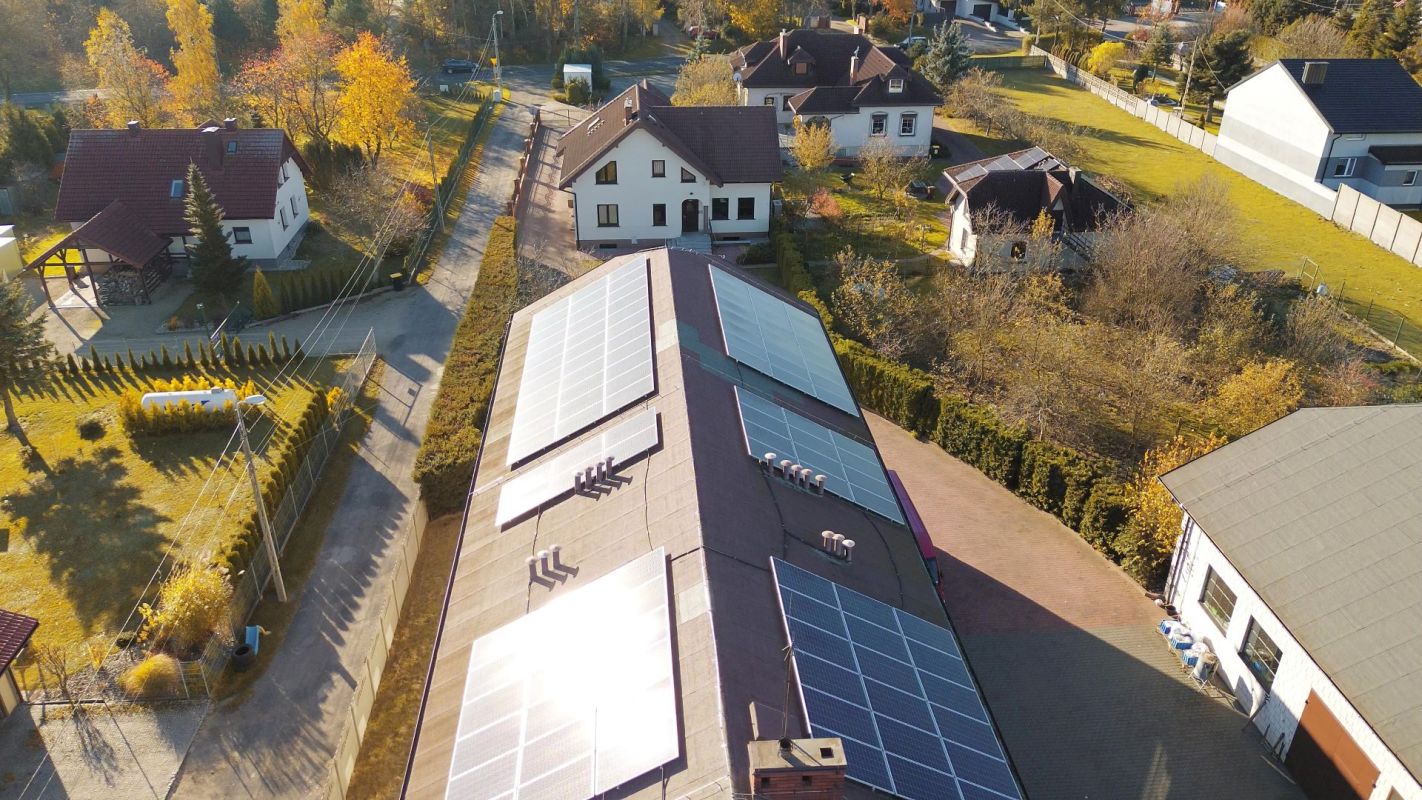 Modern solar panel systems integrate with mobile apps that help you stay proactive with your solar management.