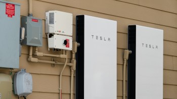 Learn how to avoid a frustrating experience when trying to get Tesla's solar panels installed on your home.