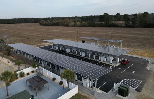 Tesla has opened a new 60-stall Supercharging station in South Carolina with the goal to ease long-distance travel along the busy Interstate 95 corridor.