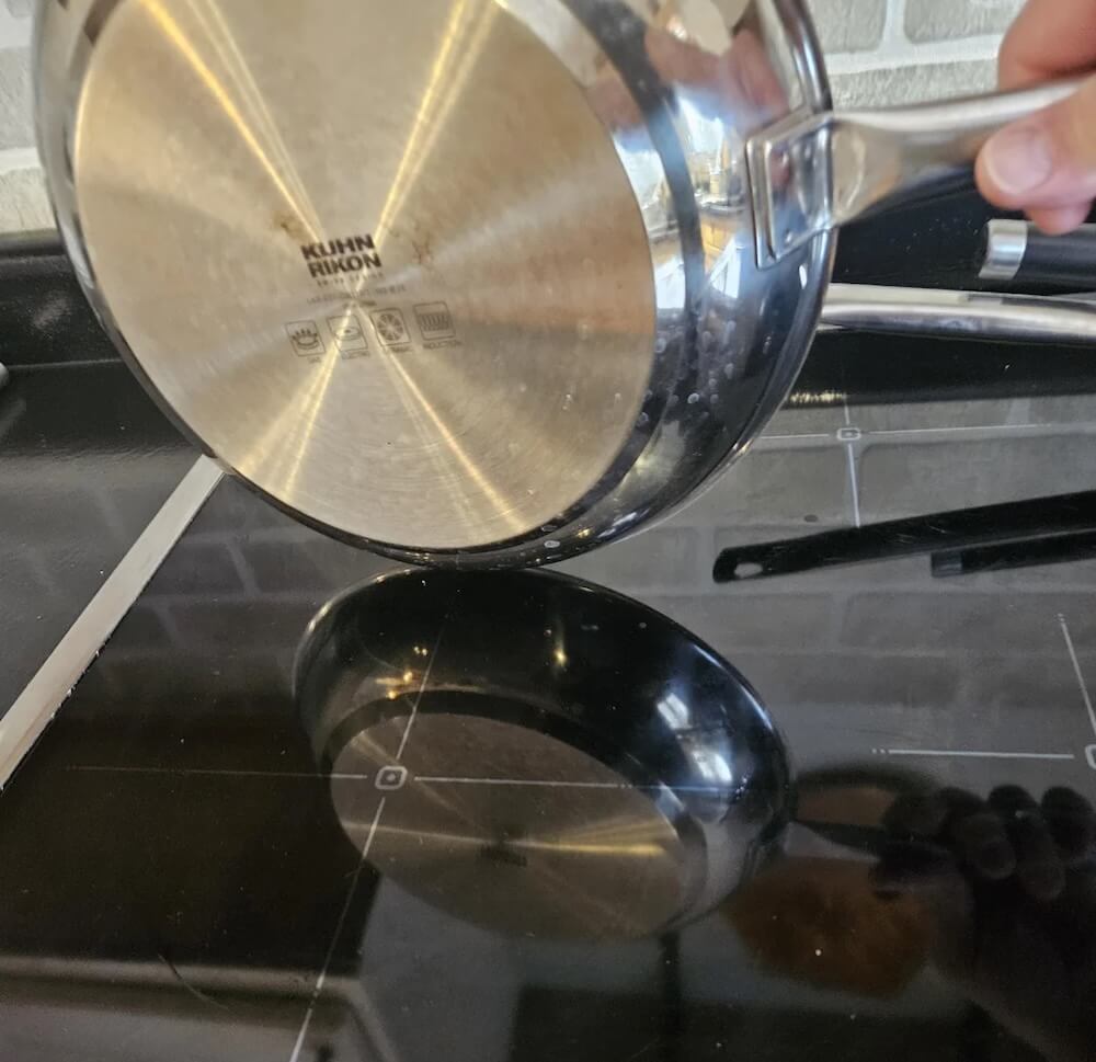 A Redditor decided to learn firsthand how good induction stoves are at heating pans evenly.