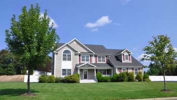 One Redditor was fed up with their HOA's demand for tree cleaning. The Reddit community provided some helpful advice.