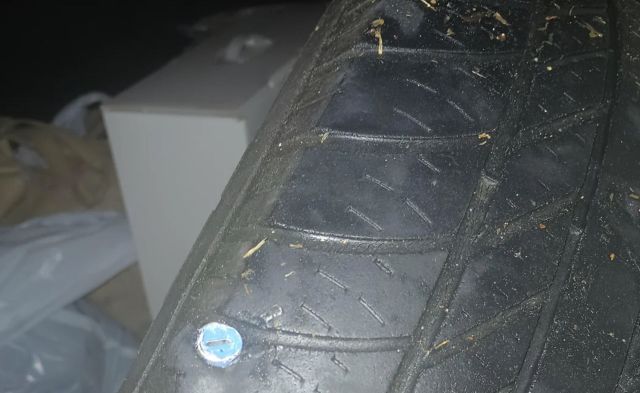 One Redditor found out that the screw stuck in their tire was actually a cracked, old vape pen.