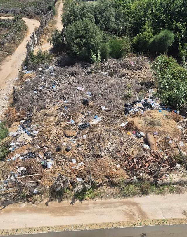 One tourist took to Reddit's r/tunisia to express their distress over the country's pervasive litter problem.