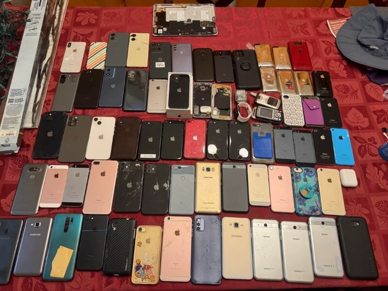 One Redditor found a treasure trove of phones, computers, and other gadgets in the e-waste bin.