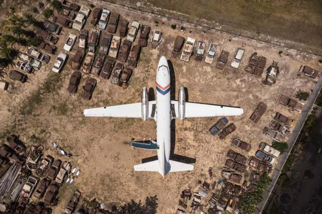 The first Boeing 747-8 Business Jet was intended as a "flying mansion" for Saudi royalty, but after less than 30 flight hours, it was sent to a scrapyard.