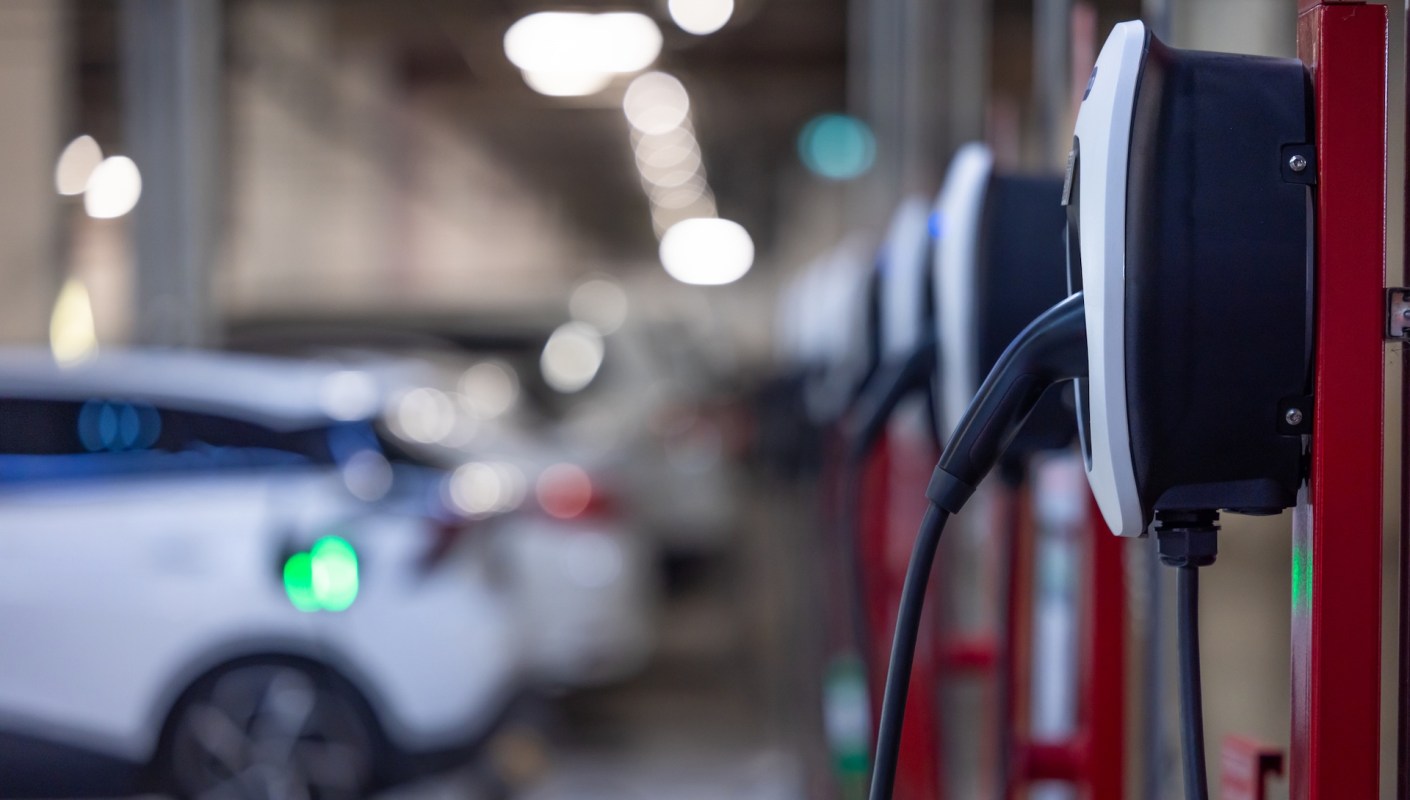 General Motors is reducing anxiety for its customers thanks to a partnership with Electrify America.