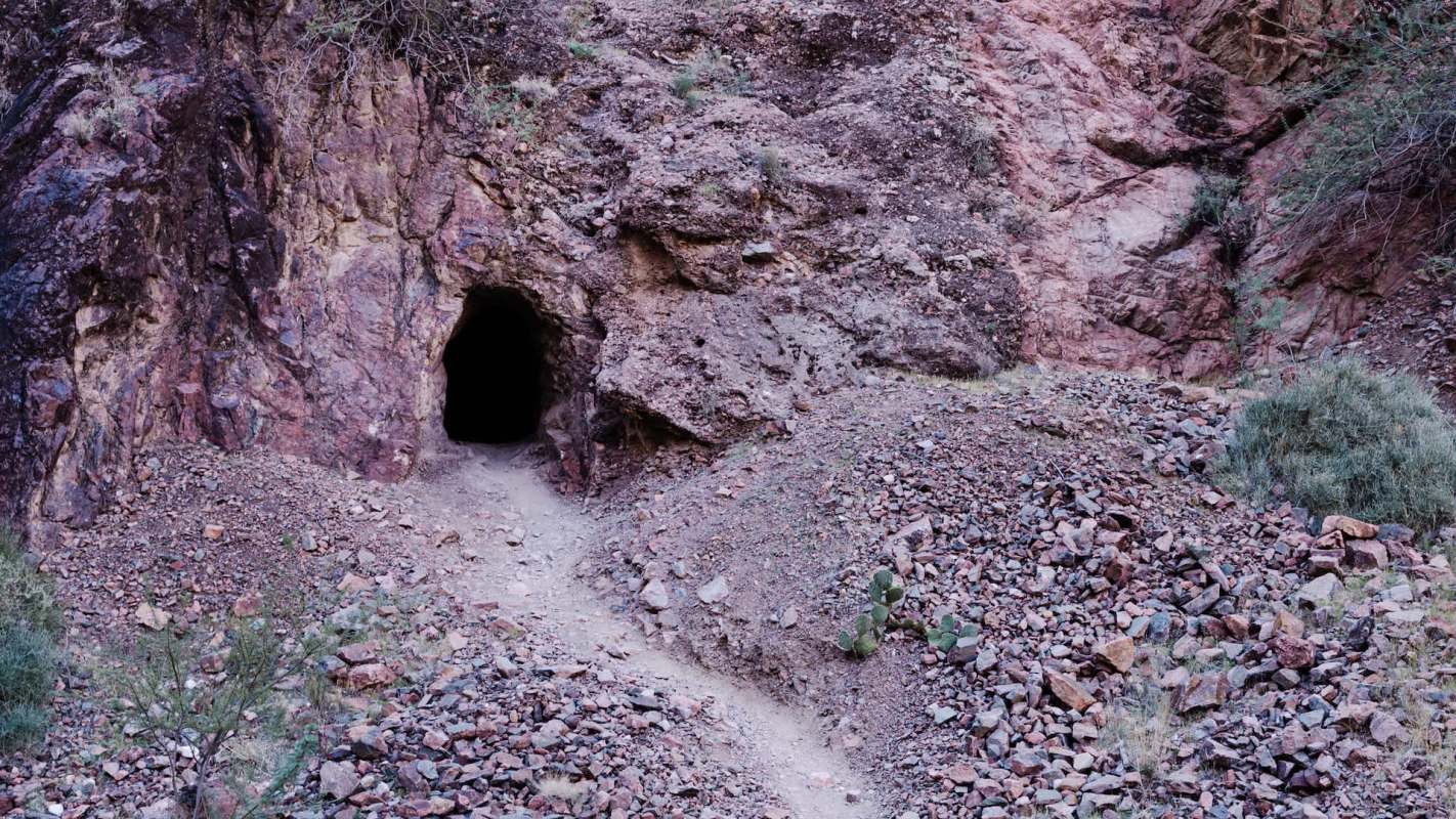 Scientists used a handheld laser scanner to build the first-ever 3D maps of caves beneath the Grand Canyon's North Rim.