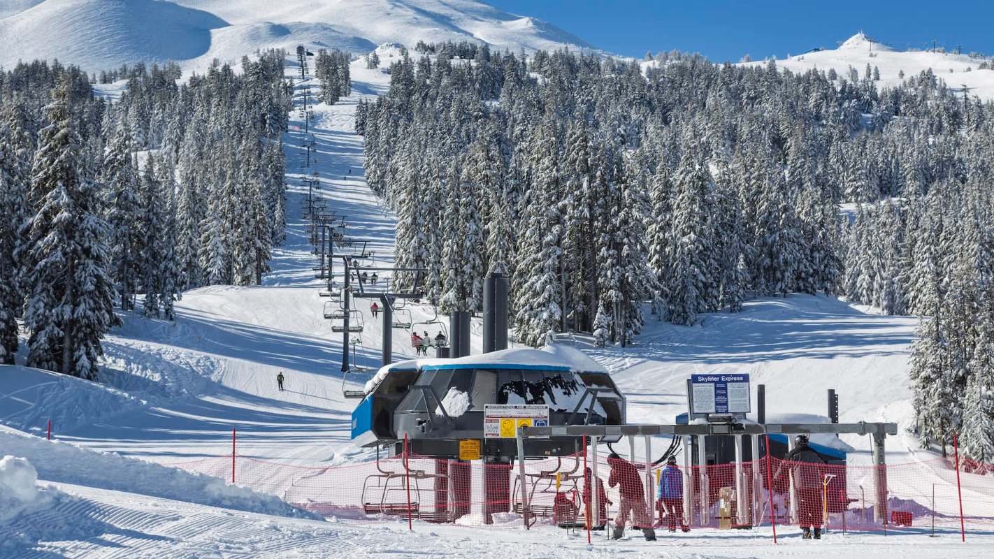 The Hoodoo Ski Area in Oregon is experiencing low snowpack, leading to concerns about damaging environmental impacts.