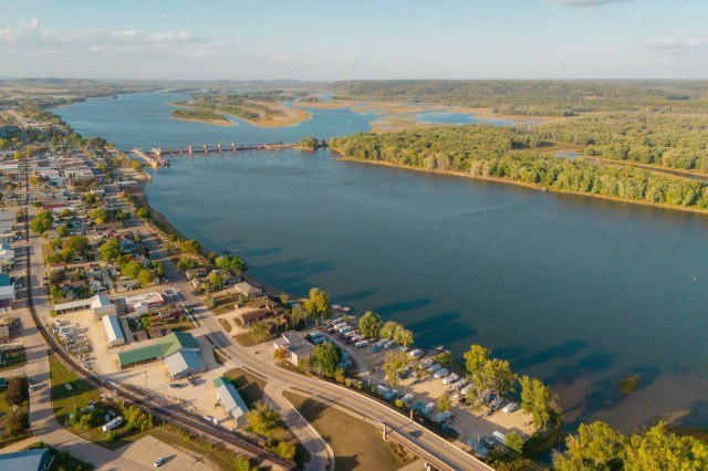 Towhead Island, a 129-acre piece of land off the Mississippi River in Iowa, will now be preserved for the Muscatine community.