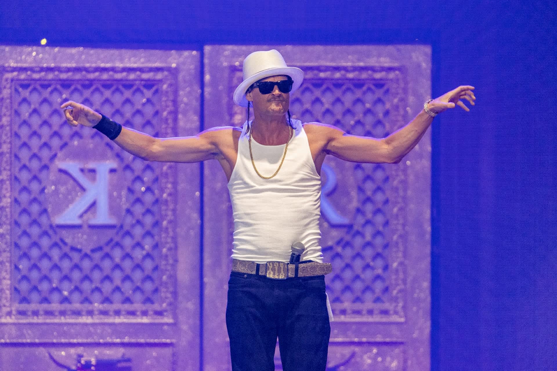 Kid Rock ignites backlash after details surface about his concert tickets: 'Who is paying [this]?'