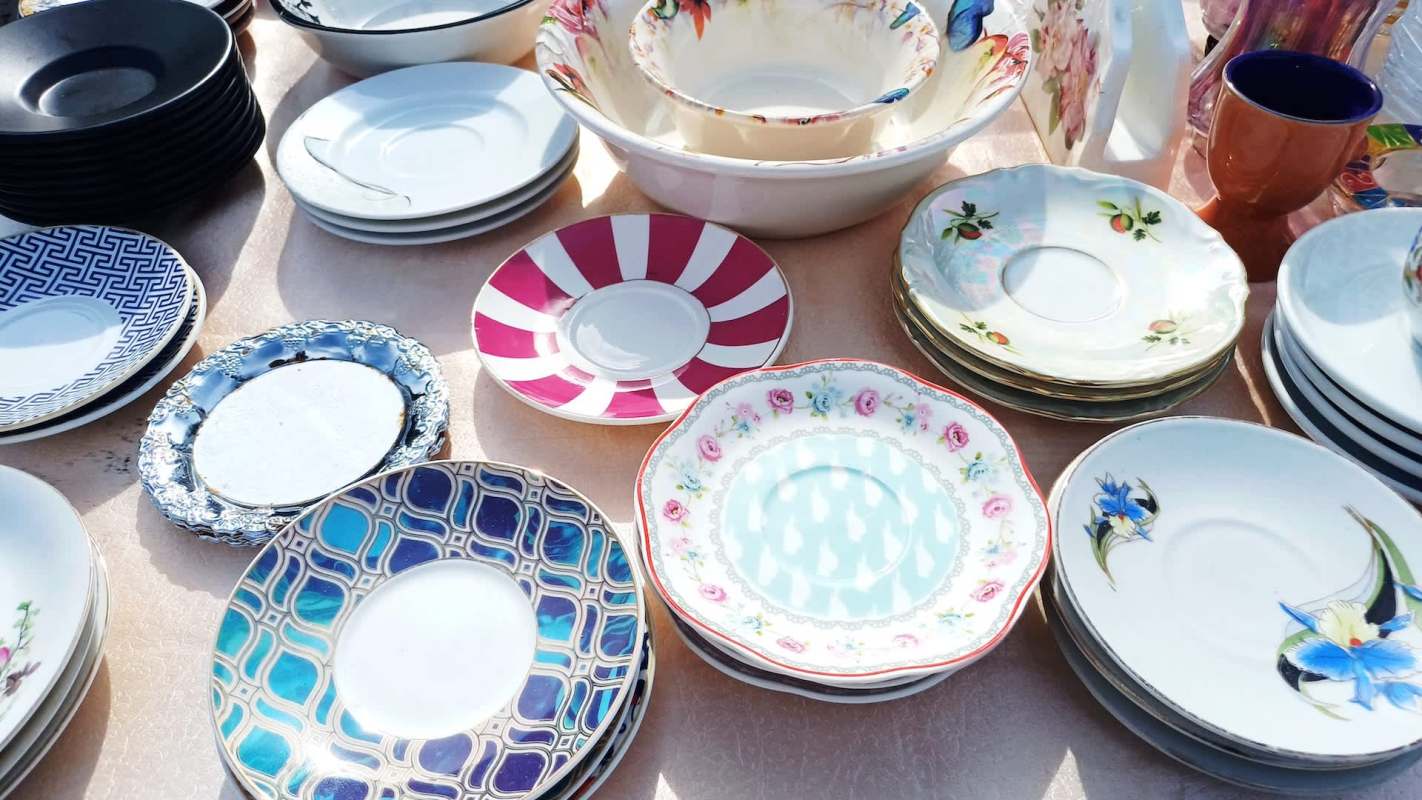 A Reddit user shared a photo of a red, well-loved Le Creuset pot that they'd purchased for less than the price of a latte.