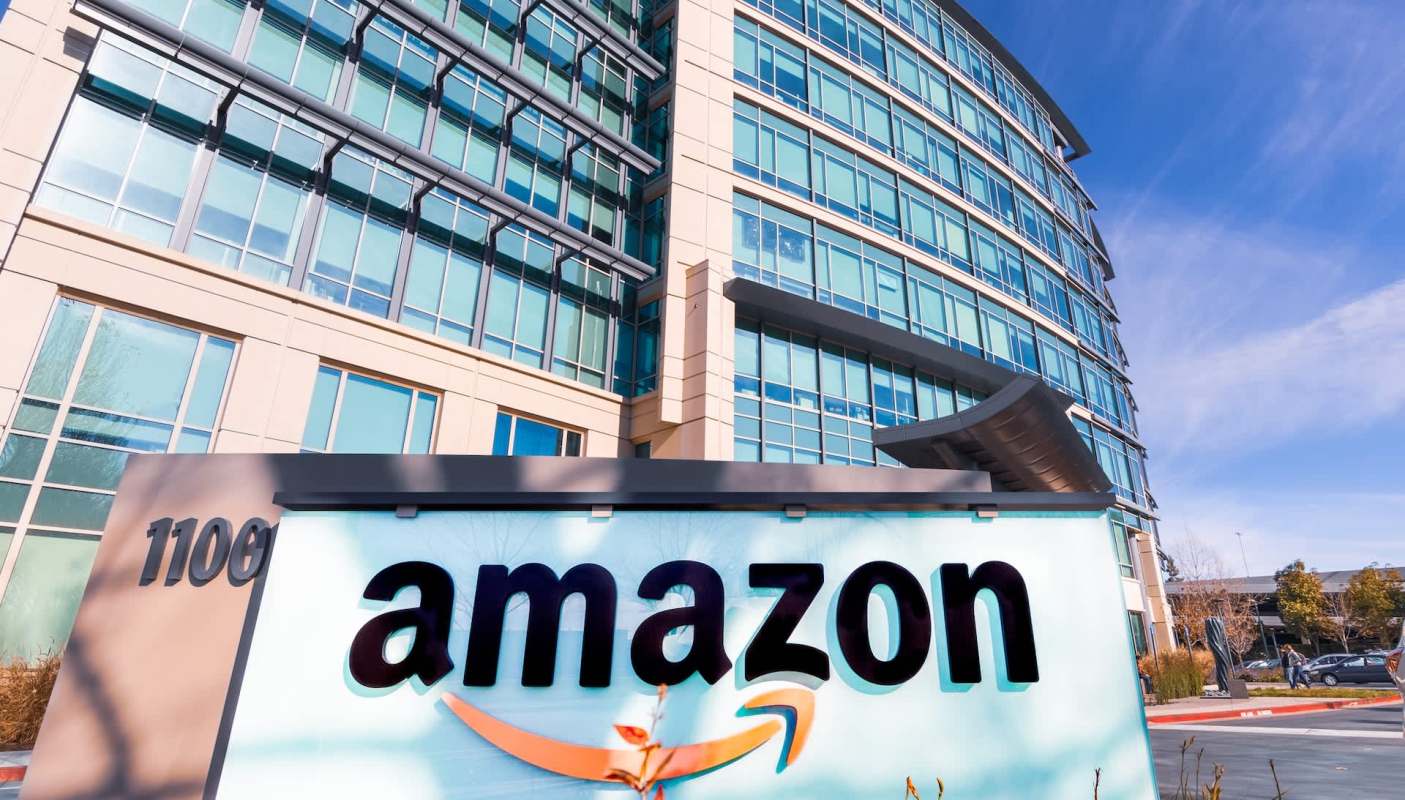 The Chicago suburb of Orland Park is set to feature a new kind of Amazon store, but feelings about the development are mixed.