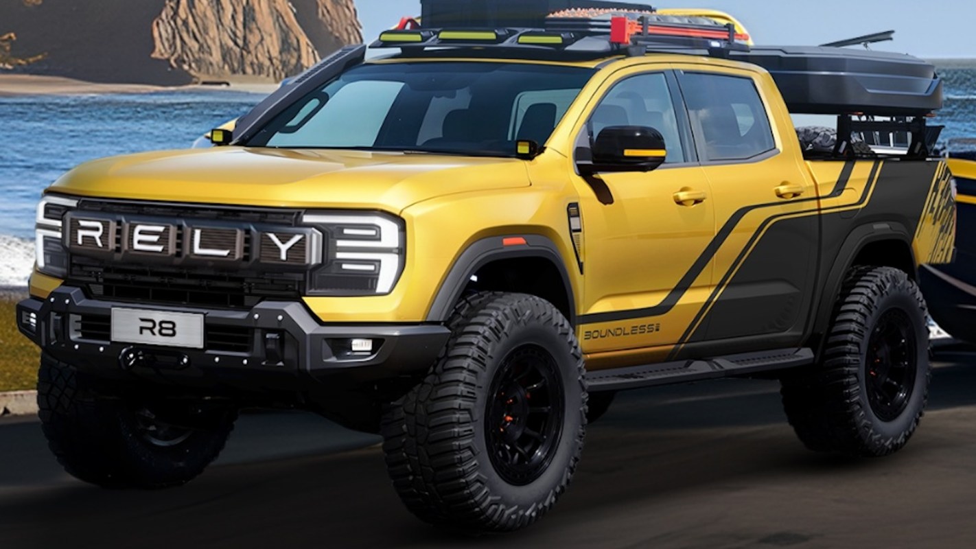 China's Rely R08 electric pickup truck is turning heads for both its tech and design, while costing just $18,000.