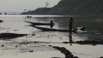 Extreme weather is upending livelihoods around India's Wular Lake, where farmers who once relied on lotus stems and water chestnuts have been pushed out of cultivation and toward open fishing to survive.
