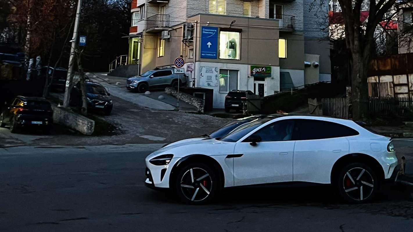 All it took was a ride in their parents’ Xiaomi YU7 Pro in Beijing for one Redditor to come away questioning whether gas cars are starting to feel obsolete by design.