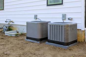 When a Texas homeowner's air conditioning failed, he turned to Reddit for advice.