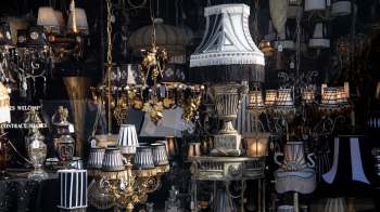 One Reddit user shared how they found their "grail" antique lamp at a thrift store for an unbelievable price.