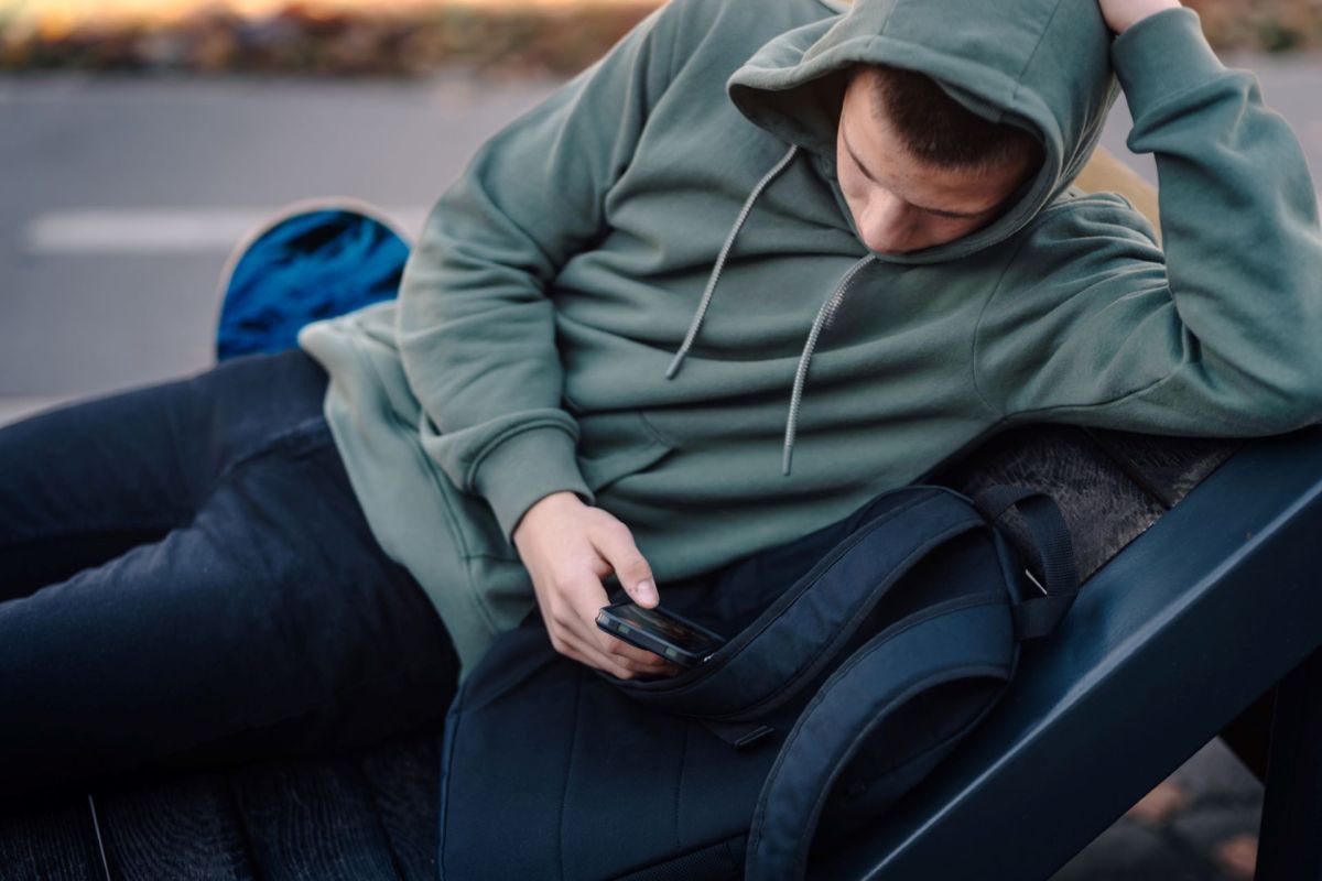 E-cigarette use among American teenagers remains stubbornly elevated, with one Missouri pulmonologist warning that the long-term health consequences are unknown.