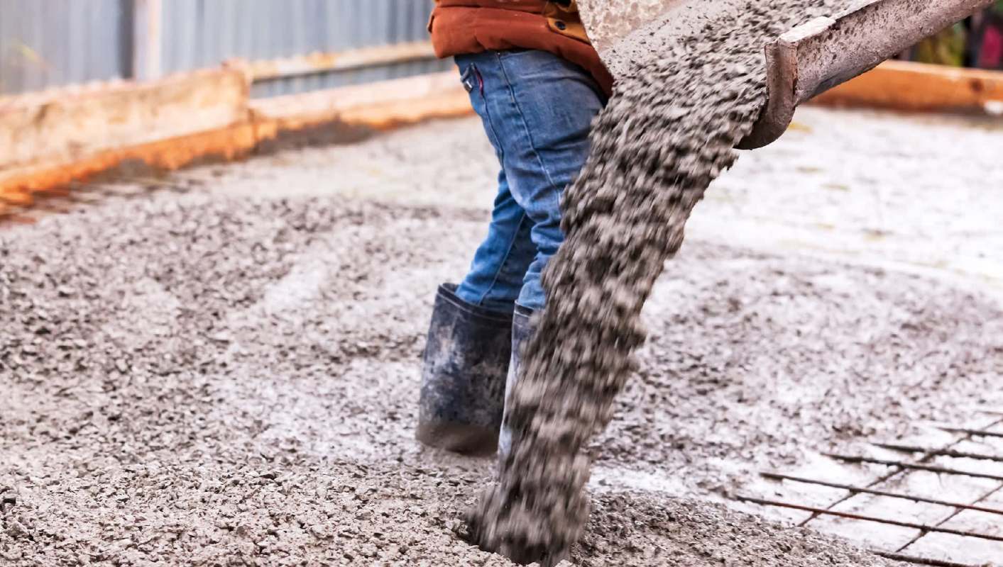 Scientists in India are developing a better concrete repair mix for distressed reinforced beams.