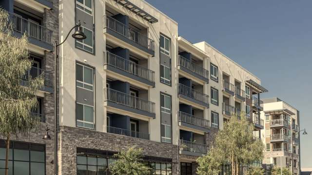 One Redditor living in a 9-unit condo building went to the r/HOA community to get advice about a neighbor's leak.