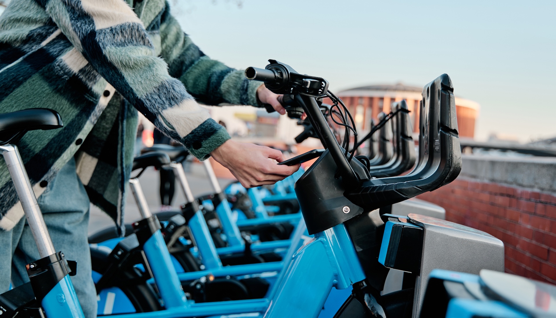 Thousands receive 'significant' rebates after energy company rolls out $1,500 e-bike incentives: 'It is a very positive thing'