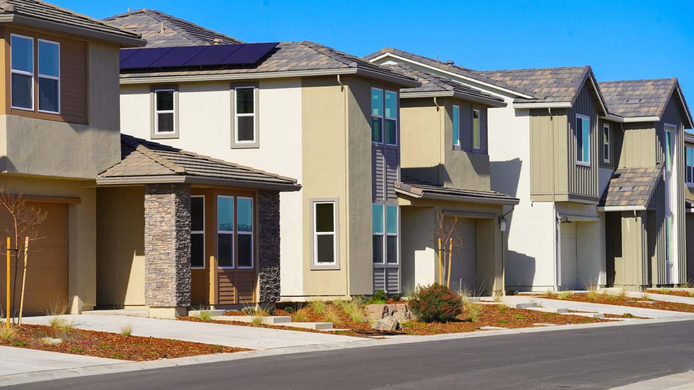 One Reddit user was frustrated after trying for two years to get their homeowners' association to address a mud puddle on their front lawn.