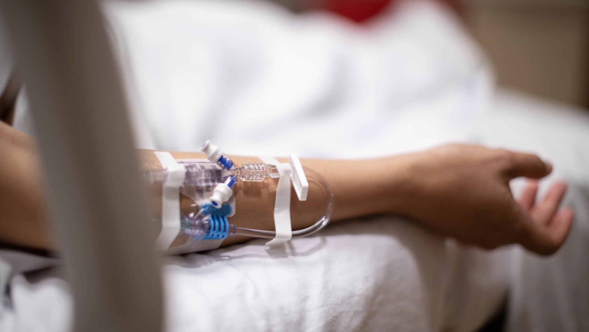 Experts issue warning as pervasive disease becomes subject of medical controversy: 'They get really rich off of exploiting vulnerable people'