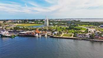 For a group of Florida's fishermen, a routine day on the water turned into a once-in-a-lifetime encounter with a humpback whale.