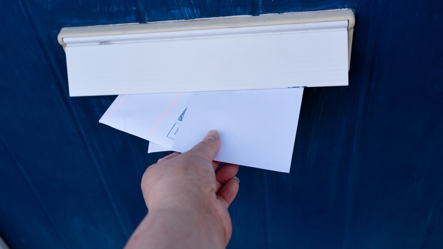 One Redditor received an angry note from a neighbor about their pollinator garden — and the internet had thoughts.