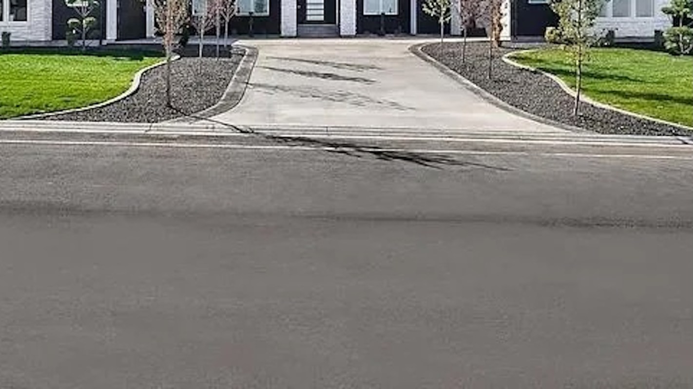 One Reddit user found a fantastic example of a McMansion and posted about it in the r/McMansionHell subreddit.