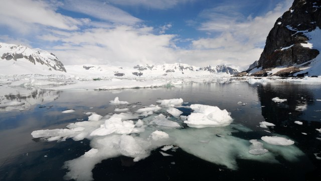 New research showed that meltwater from the Antarctic ice sheet intensified stratification in the Southern Ocean which ultimately may have played a part in bringing the ice ages to an end.