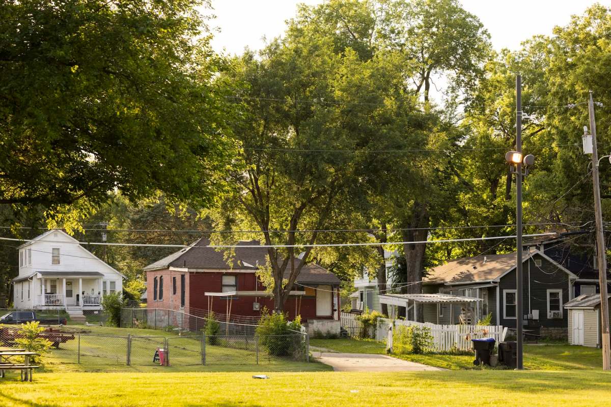 One Reddit user shared an anonymous and enraging story about a dispute with their neighbor and asked for advice on how to handle the situation.