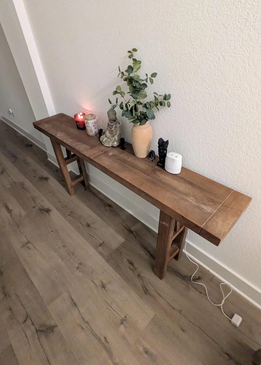 One Redditor scored a beautiful secondhand curbside table and saved it from going to the landfill.