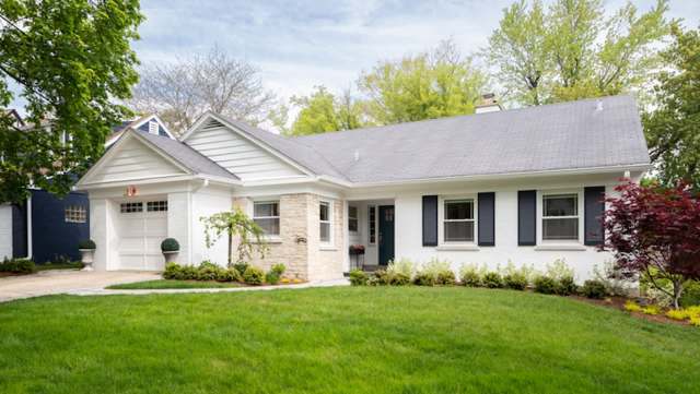 One Redditor enquired about effective home solar setups that demonstrated true off-grid living, and the community provided some impressive insight.