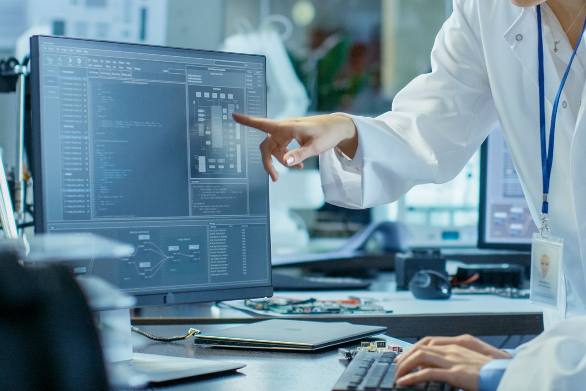 Researchers are developing a way to use abundant desert sand instead of dwindling river and mountain sand for concrete production.