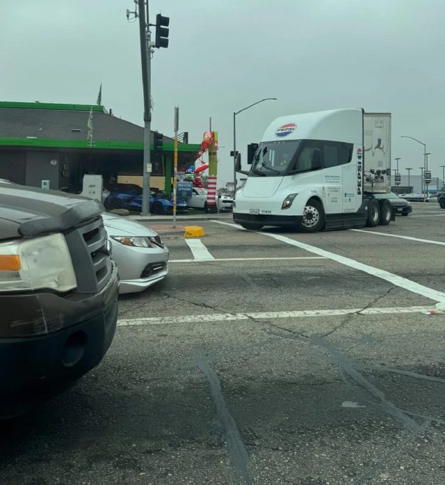 Reddit user's rare photo of a Tesla Semi.