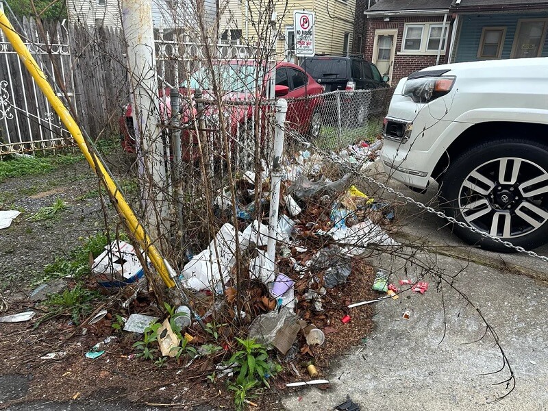 A dedicated Redditor took action to take care of what they referred to as a trash lasagna, ensuring that Big Belly solar compactor bins took in the feast.