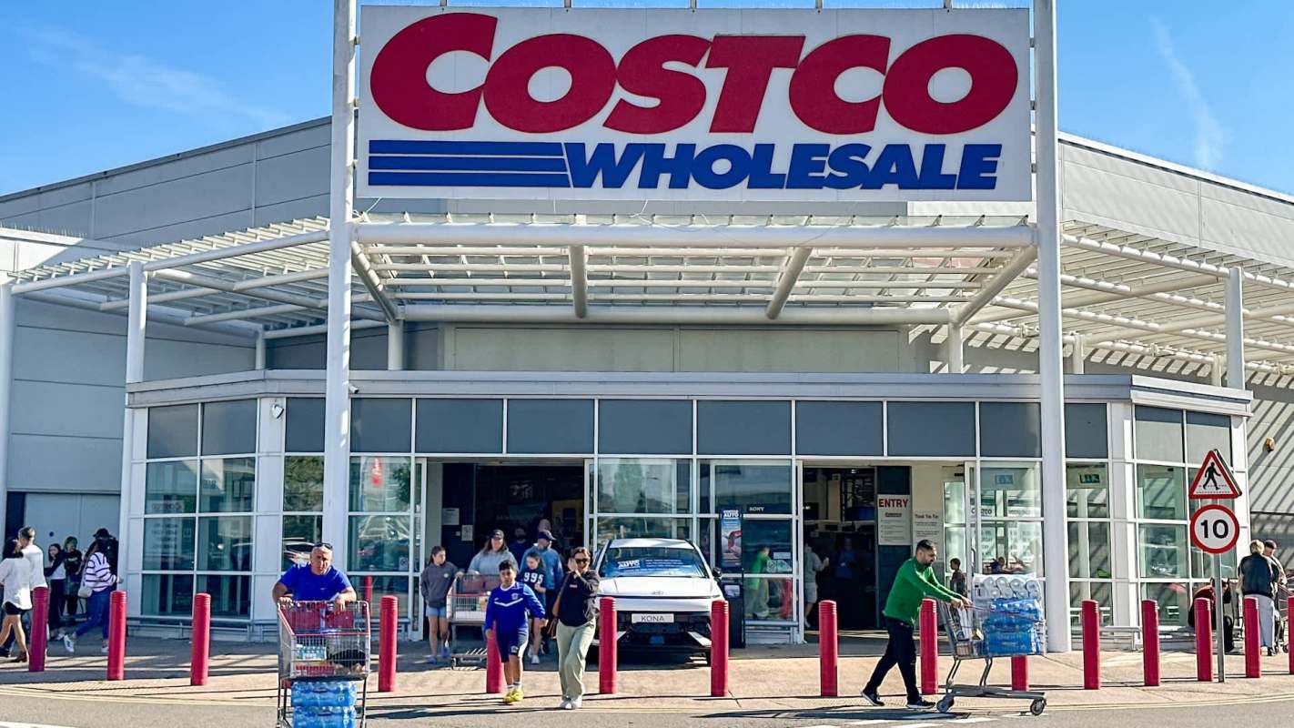 One Costco shopper went viral after sharing how they made $23 within just 5 minutes using what could be considered a reserve vending machine.